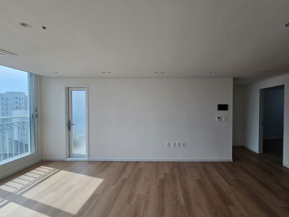 염창동 강변한솔솔파크 32평 리모델링 완성 사진 3